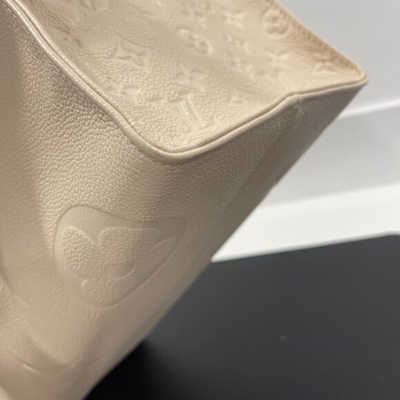 Louis Vuitton On The Go GM Monogram Cream Empreinte Leather (127536) - Picture 5 of 14